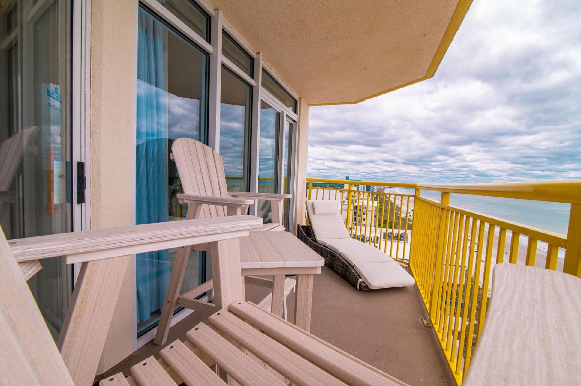 Bay Watch Resort Luxe Oceanfront End Unit Myrtle Beach Exterior photo